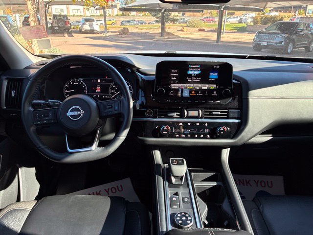 Certified 2024 Nissan Pathfinder SL w/ Black Appearance Package AWD/4WD image 25