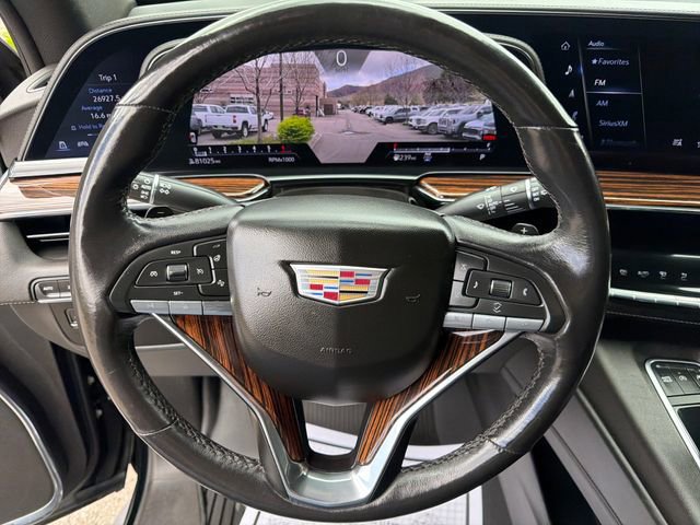 Used 2022 Cadillac Escalade ESV Luxury AWD/4WD image 15