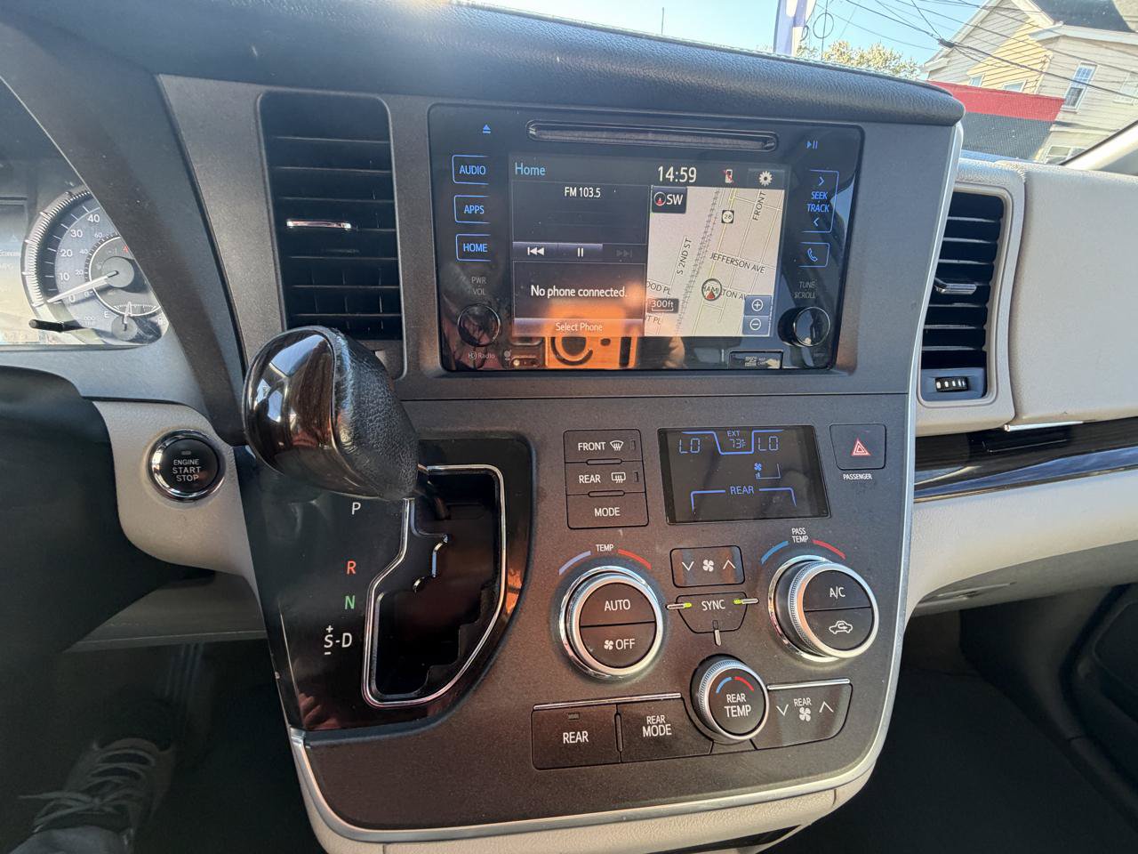 Used 2017 Toyota Sienna XLE w/ XLE Navigation Package FWD image 38