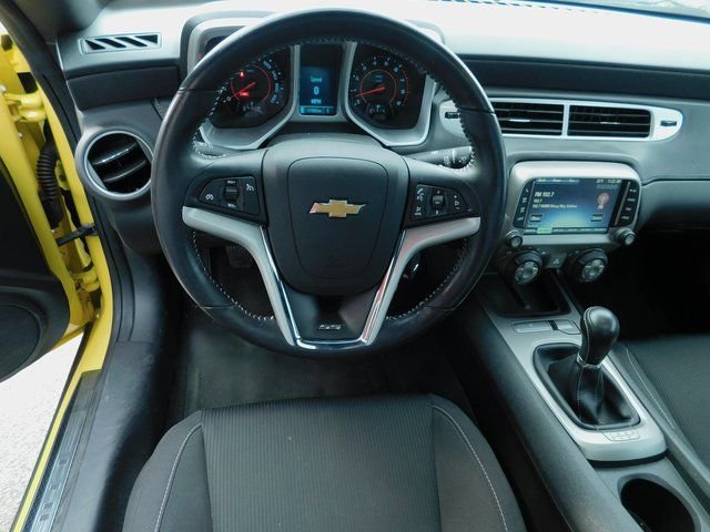 Used 2014 Chevrolet Camaro SS w/ RS Package image 7