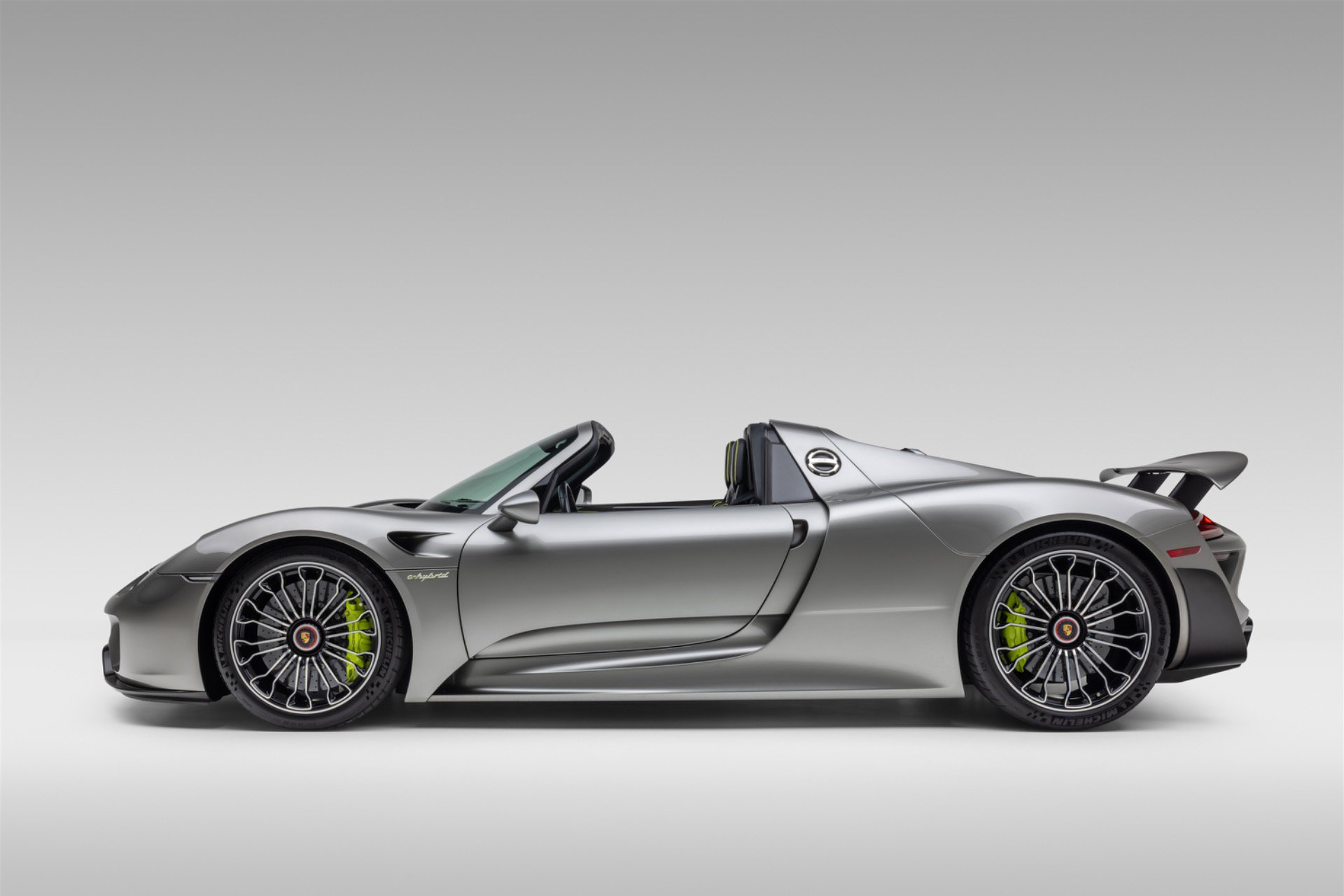 Used 2015 Porsche 918 Spyder AWD/4WD image 5
