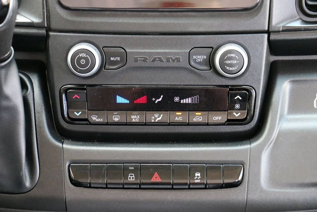 Used 2024 RAM ProMaster 2500 w/ Convenience Group FWD image 22