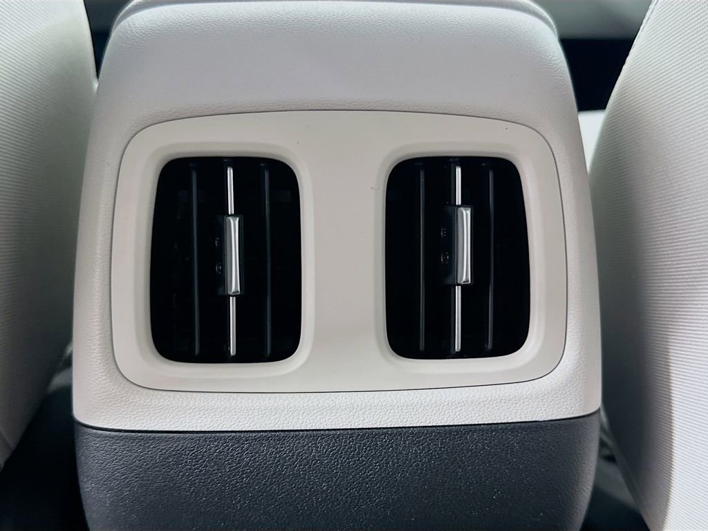 New 2026 Hyundai Tucson SEL image 17