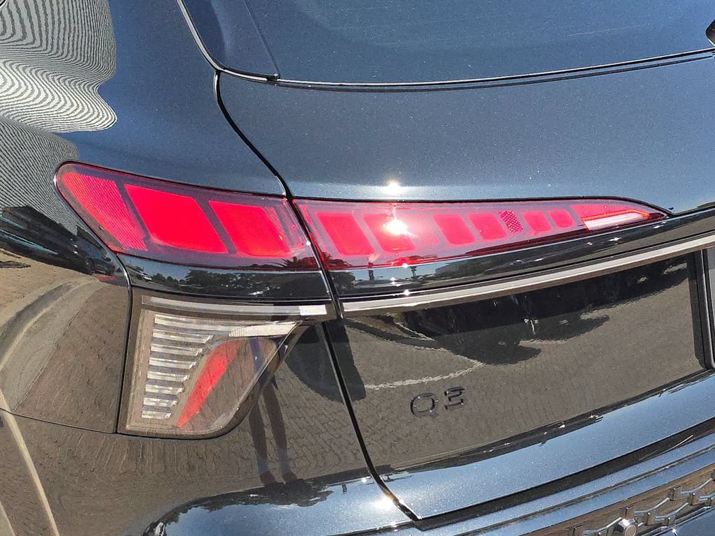 New 2026 Audi Q3 quattro 2.0T AWD/4WD image 34