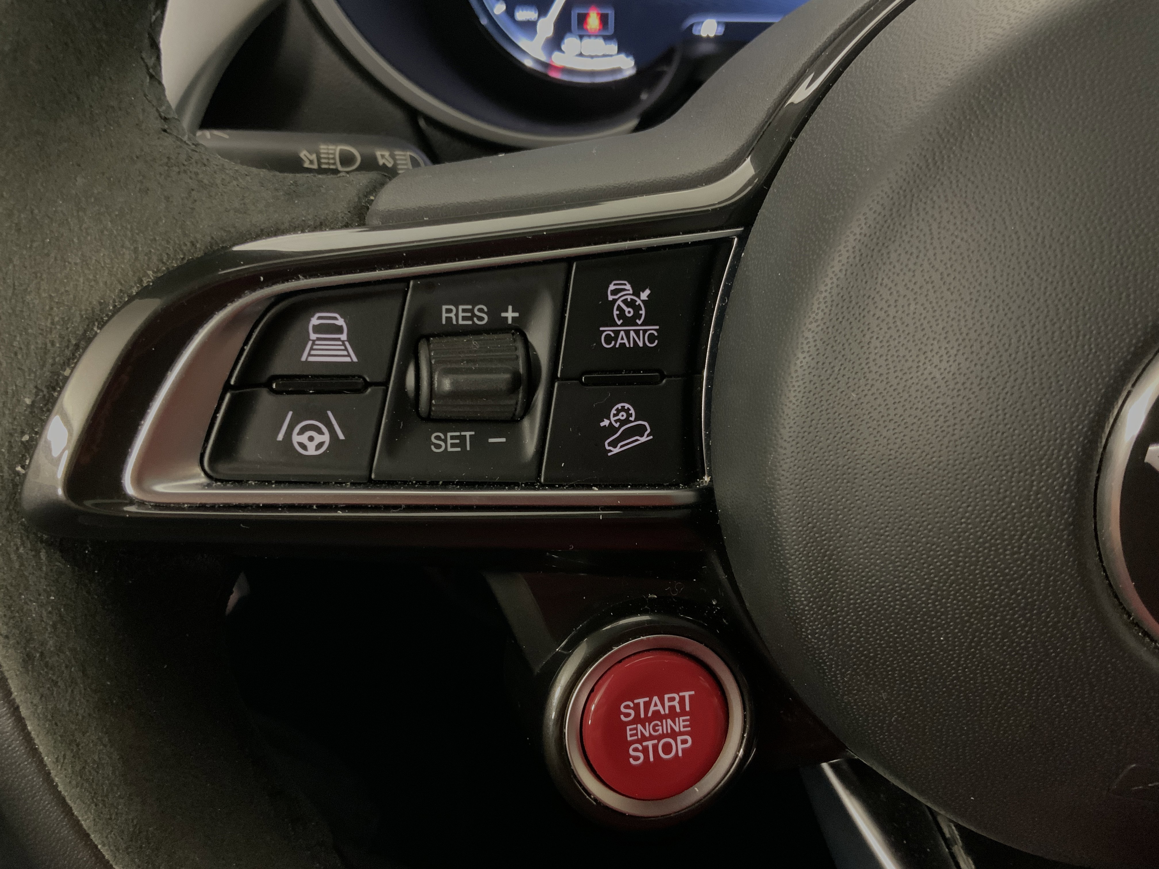 Used 2024 Alfa Romeo Stelvio Quadrifoglio w/ Active Assist Plus Package image 25