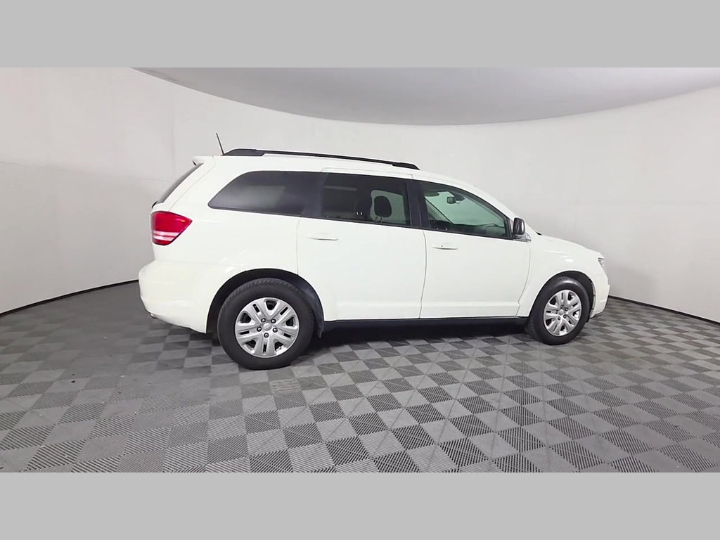 Used 2020 Dodge Journey SE w/ SE Popular Equipment Group FWD image 39