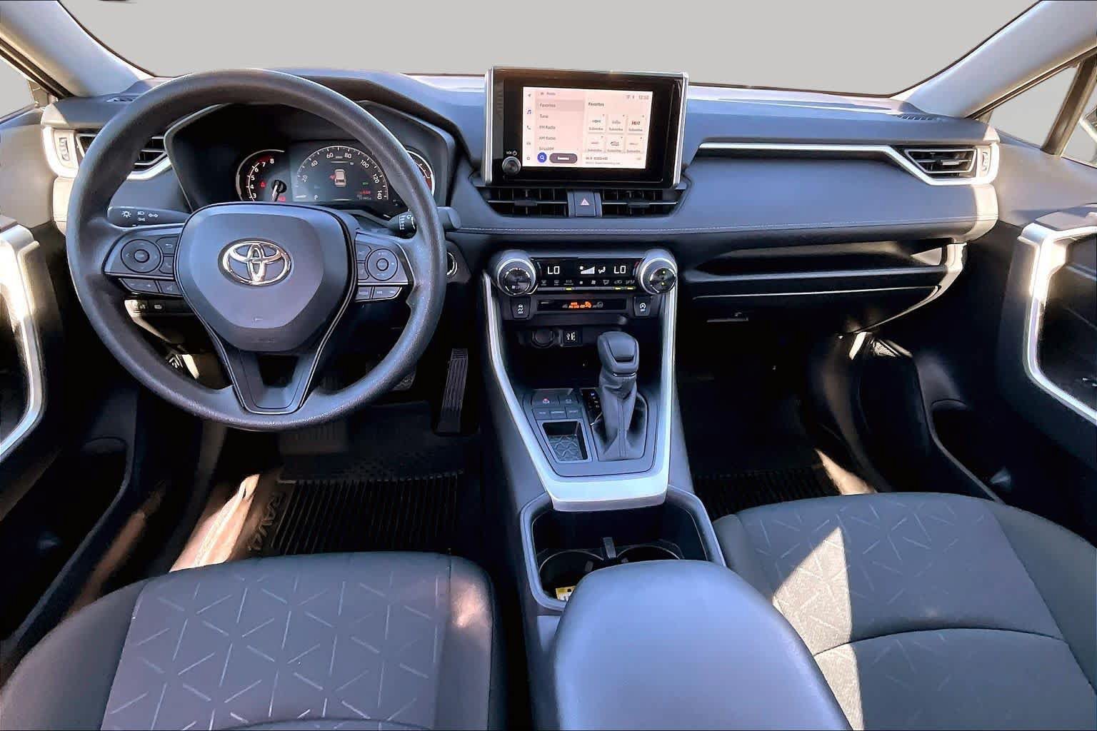 Certified 2025 Toyota RAV4 XLE w/ Convenience Package FWD image 15