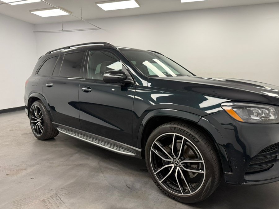 Used 2022 Mercedes-Benz GLS 450 4MATIC w/ AMG Line Exterior image 15