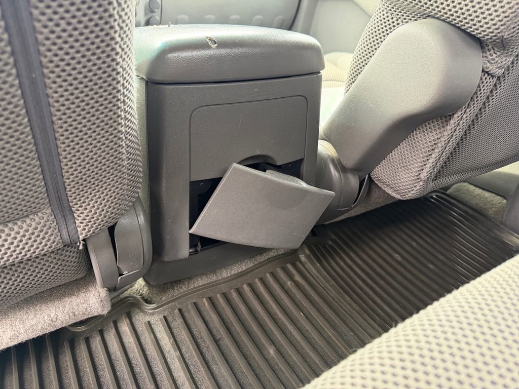 Used 2006 Nissan Frontier LE image 30