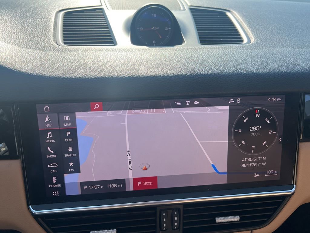 Used 2021 Porsche Cayenne AWD/4WD image 34