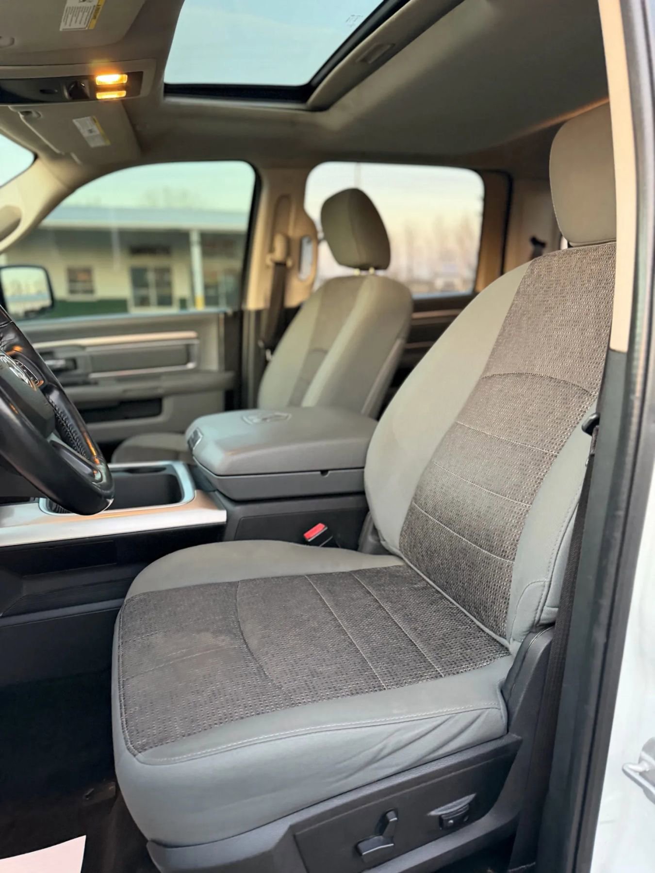 Used 2017 RAM 1500 Big Horn image 10