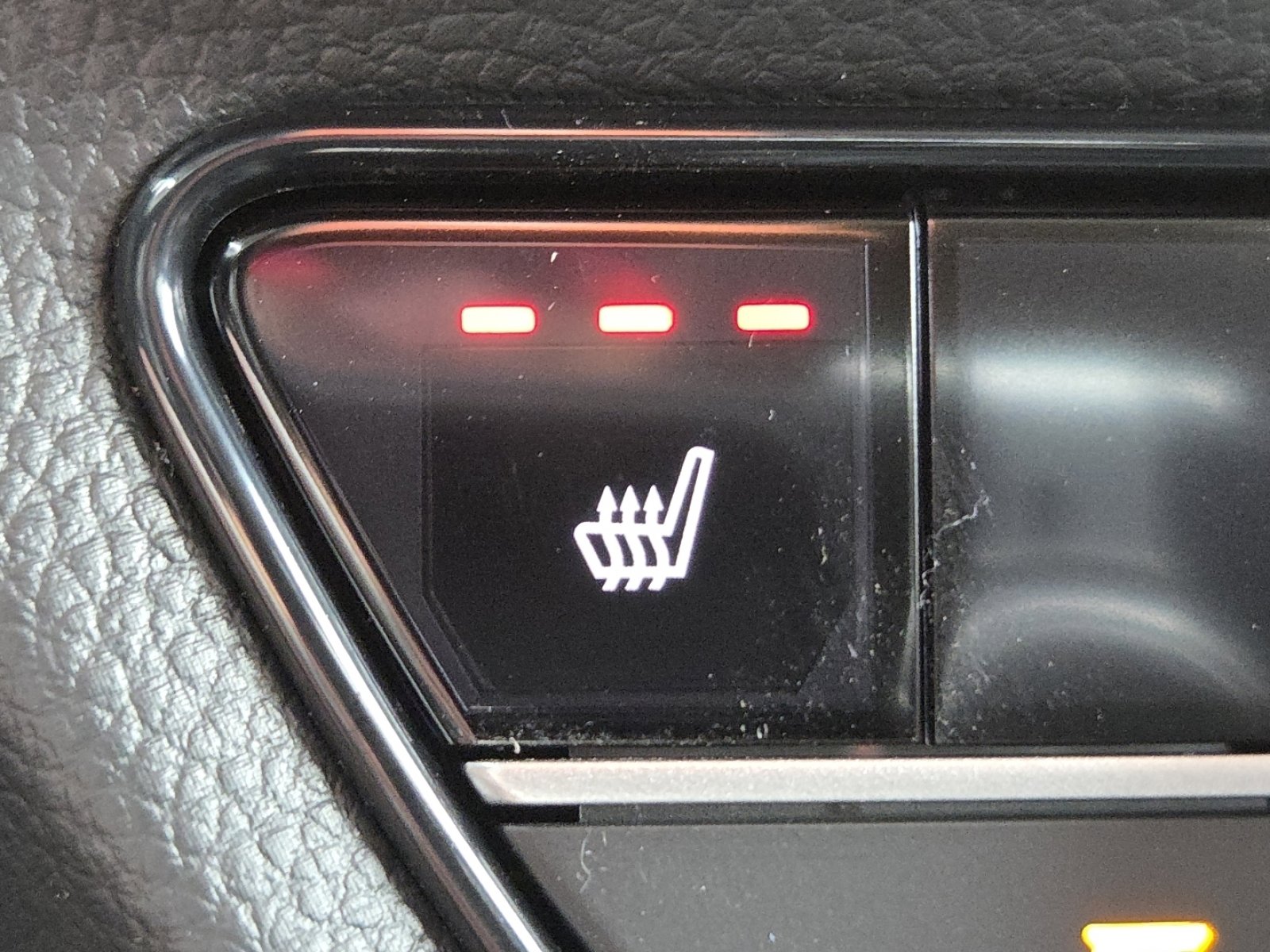 New 2026 Honda HR-V EX-L image 5