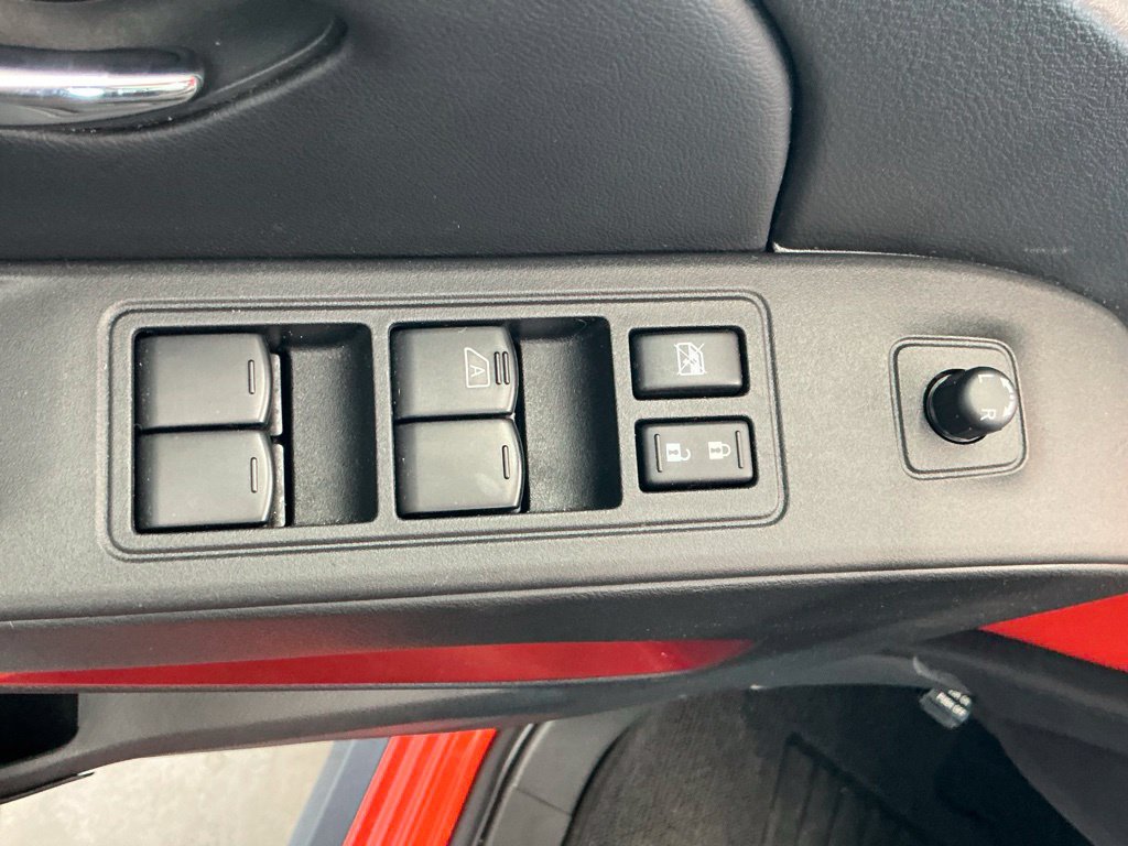 Used 2025 Nissan Frontier PRO-4X w/ Interior Protection Package AWD/4WD image 17