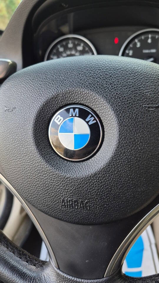 Used 2007 BMW 335i Convertible image 41