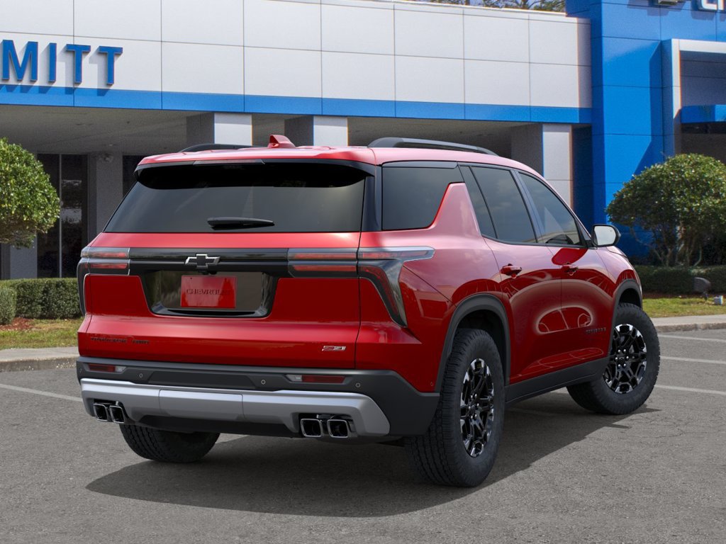 New 2027 Chevrolet Traverse Z71 w/ Enhanced Driving Package AWD/4WD image 4