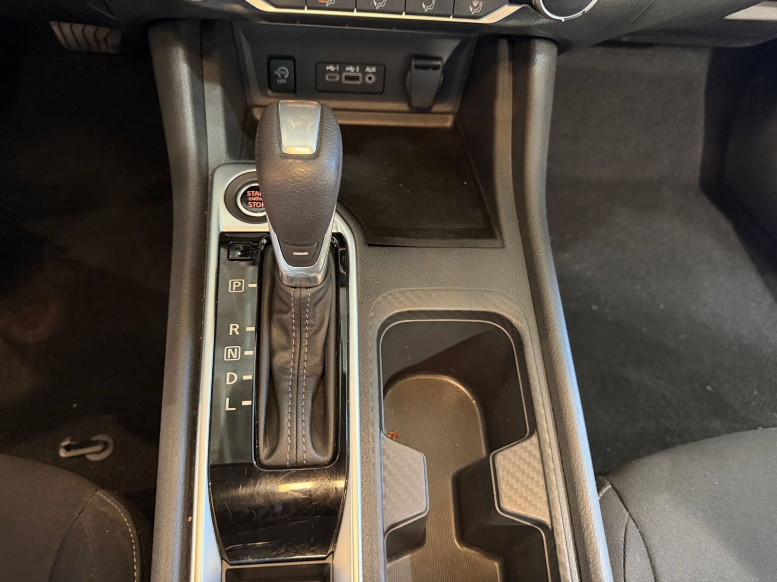 Used 2025 Nissan Sentra SV FWD image 35