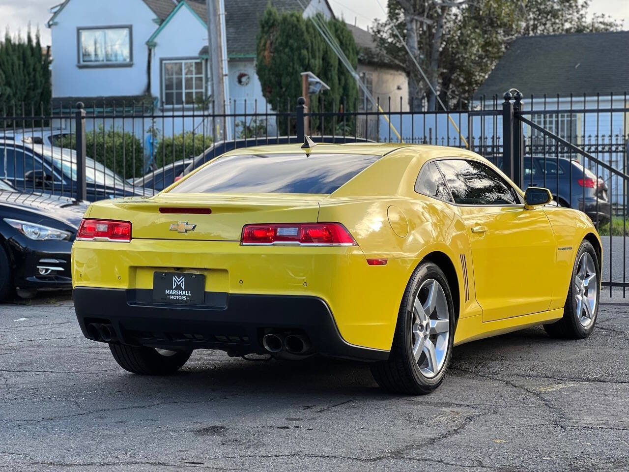 Used 2015 Chevrolet Camaro LT w/ 1LT Preferred Package image 4