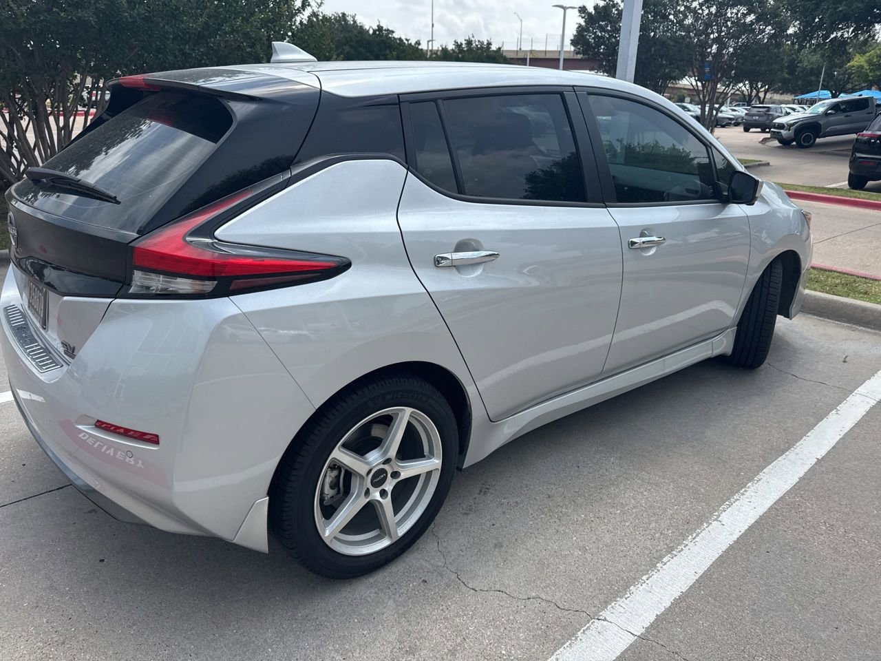 Used 2023 Nissan Leaf SV Plus w/ Protection Package FWD image 3