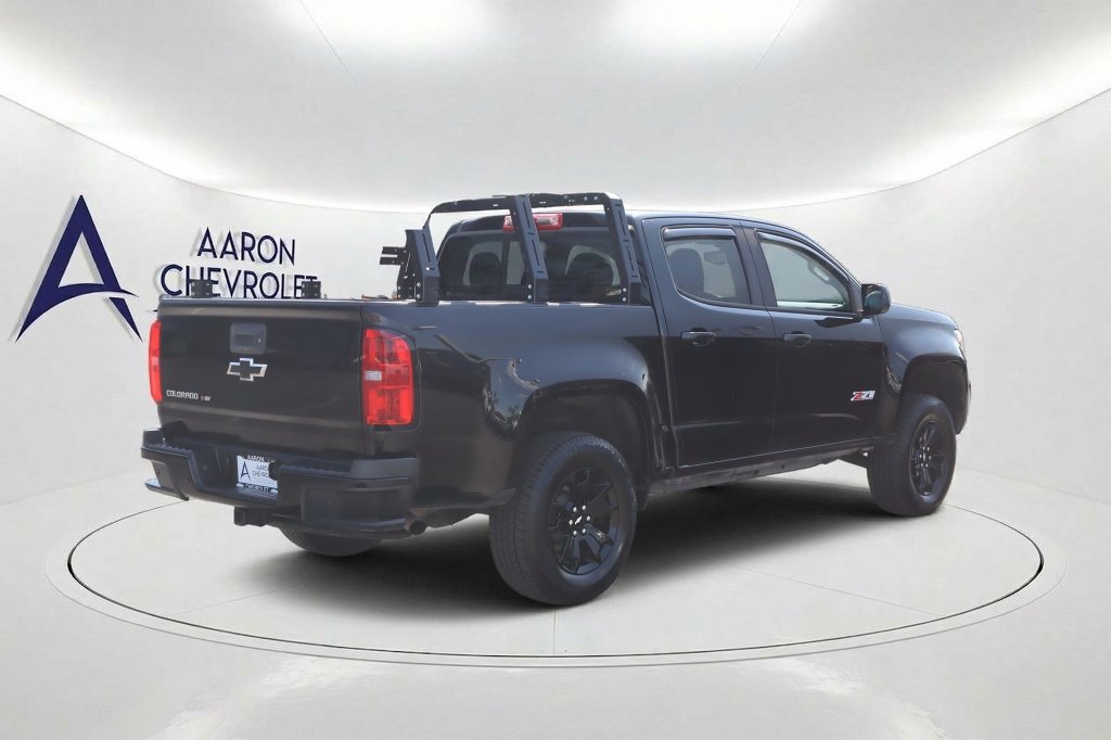 Used 2019 Chevrolet Colorado Z71 w/ Z71 Midnight Edition AWD/4WD image 4