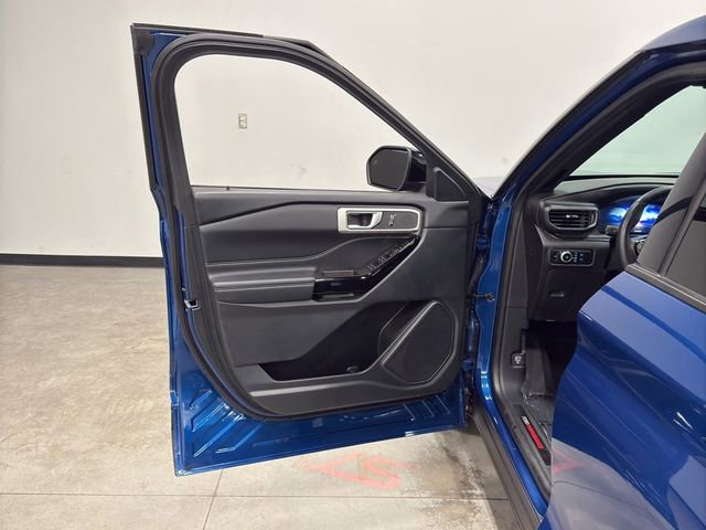 Certified 2023 Ford Explorer ST image 13