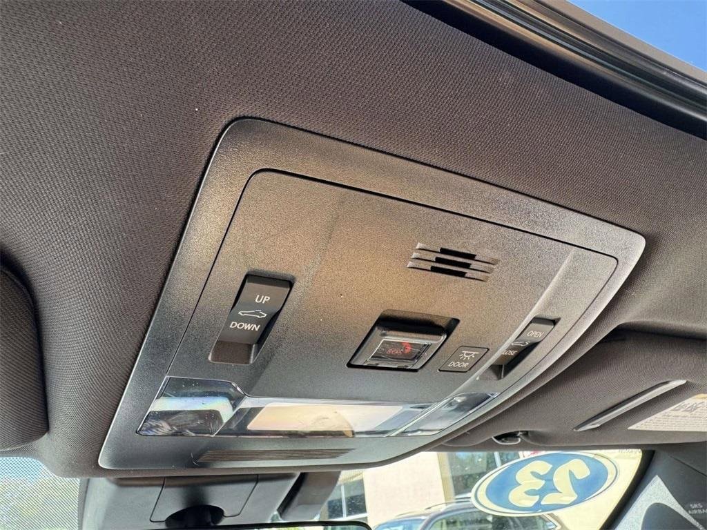 Used 2023 Lexus UX 250h AWD w/ Premium Package image 33