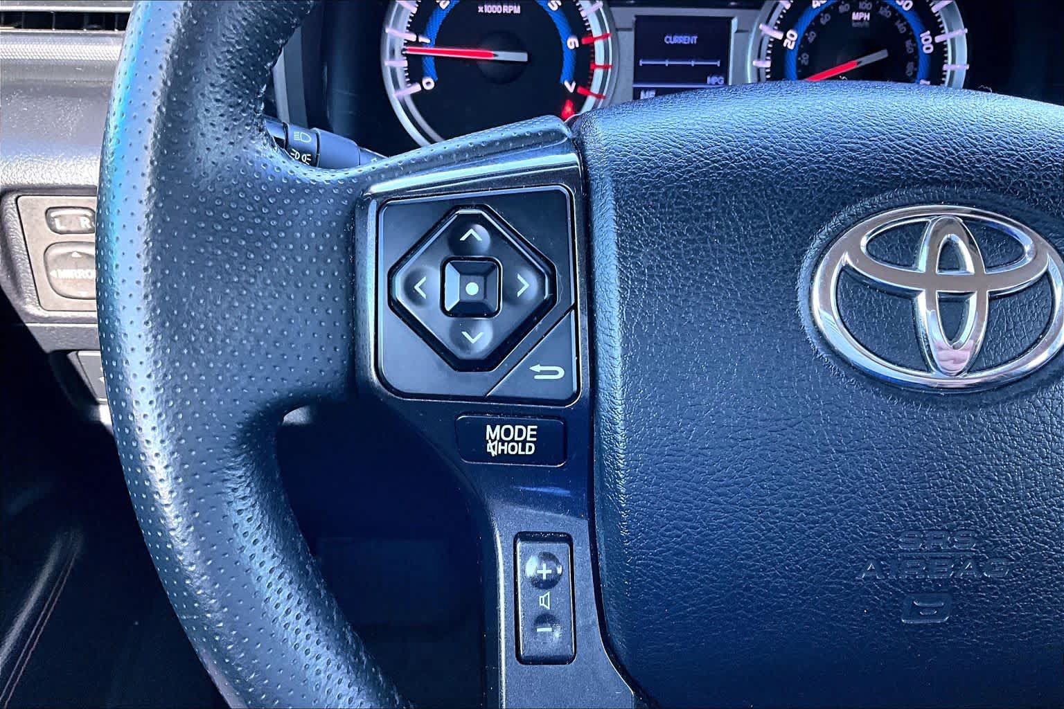 Certified 2018 Toyota 4Runner TRD Off-Road w/ Convenience Package AWD/4WD image 23