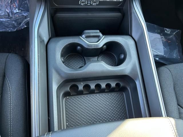 New 2026 RAM 1500 Big Horn AWD/4WD image 20
