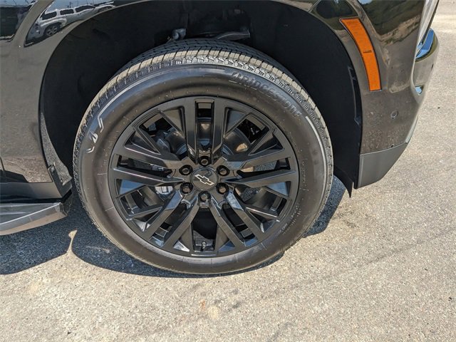 Used 2025 Chevrolet Tahoe Premier image 11