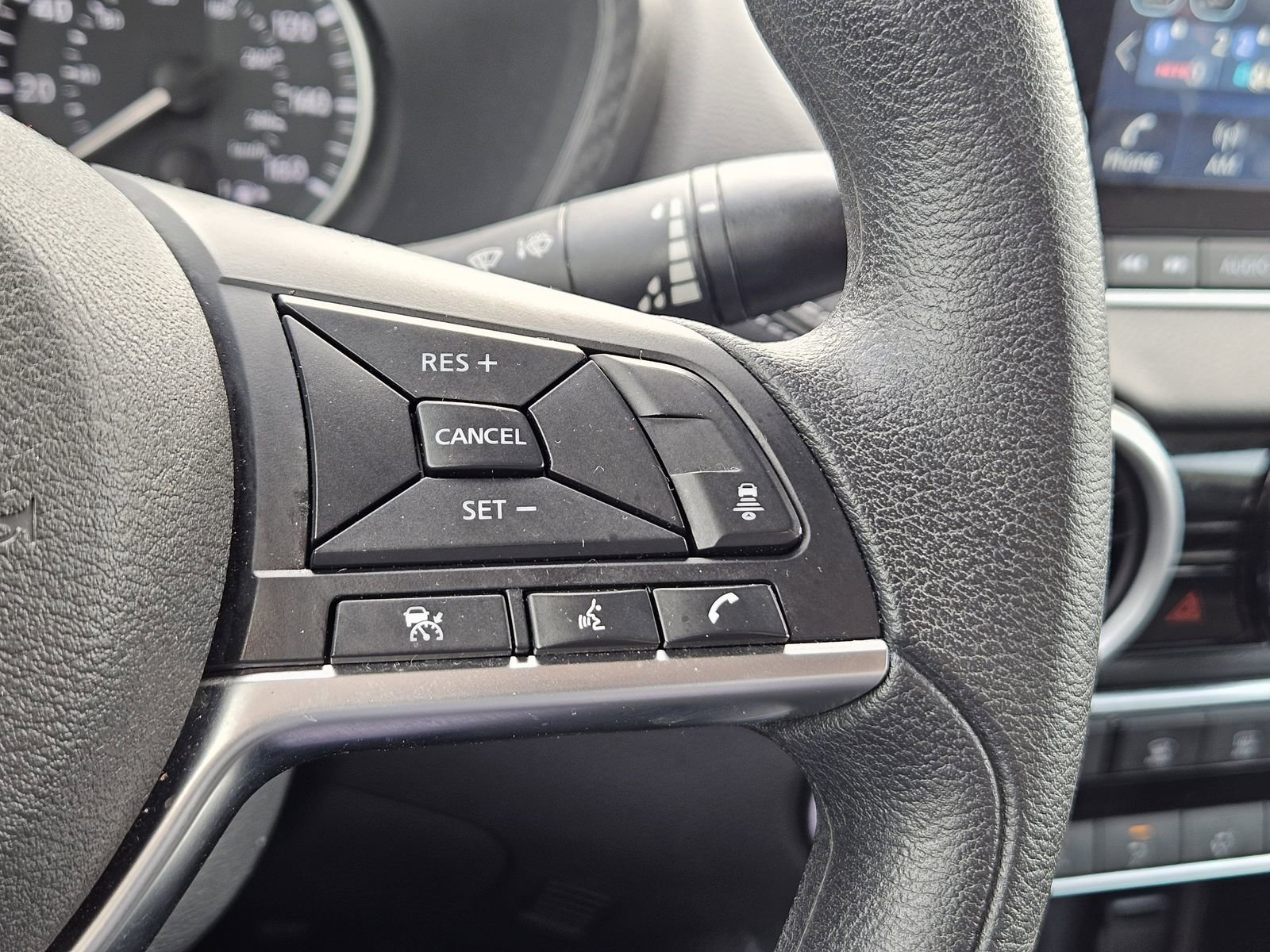 Used 2024 Nissan Sentra SV FWD image 24