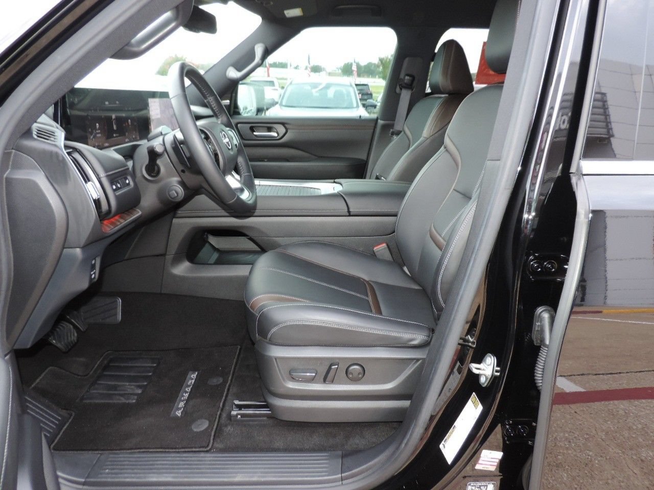 Used 2025 Nissan Armada SL RWD image 20