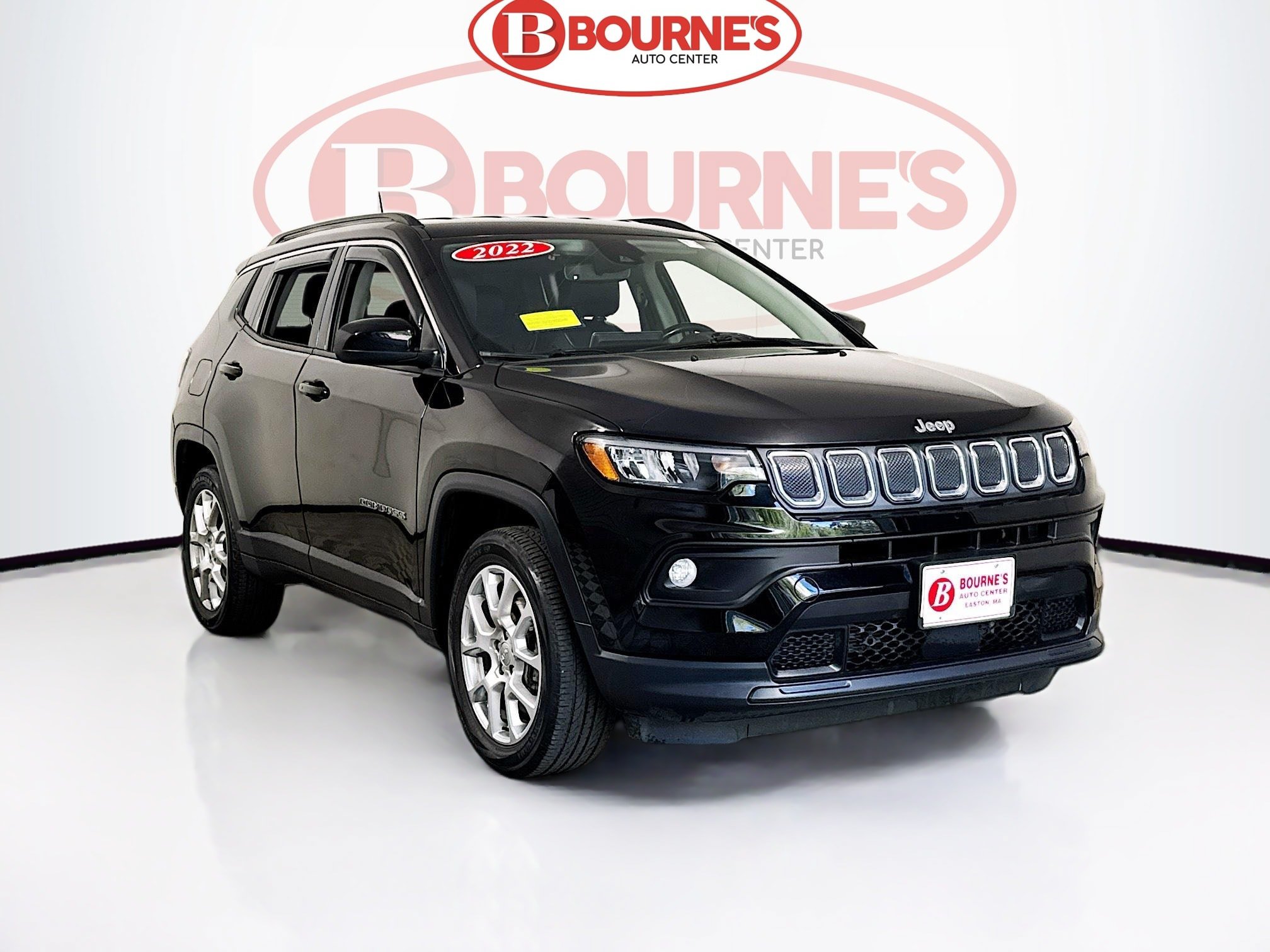 Used 2022 Jeep Compass Latitude AWD/4WD image 1