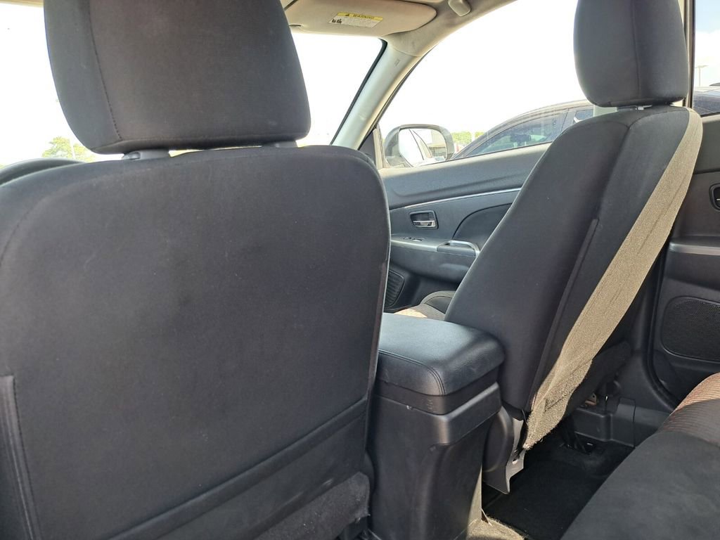 Used 2019 Mitsubishi Outlander Sport ES AWD/4WD image 14