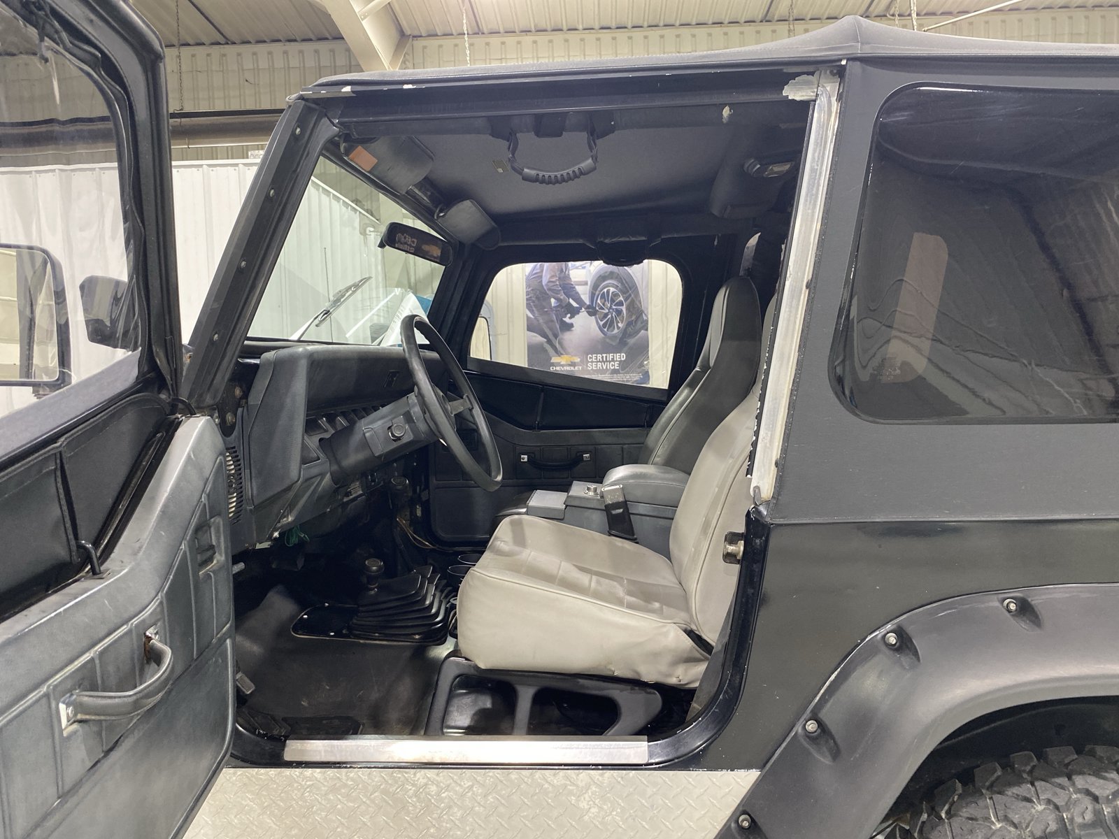 Used 1992 Jeep Wrangler S AWD/4WD image 12