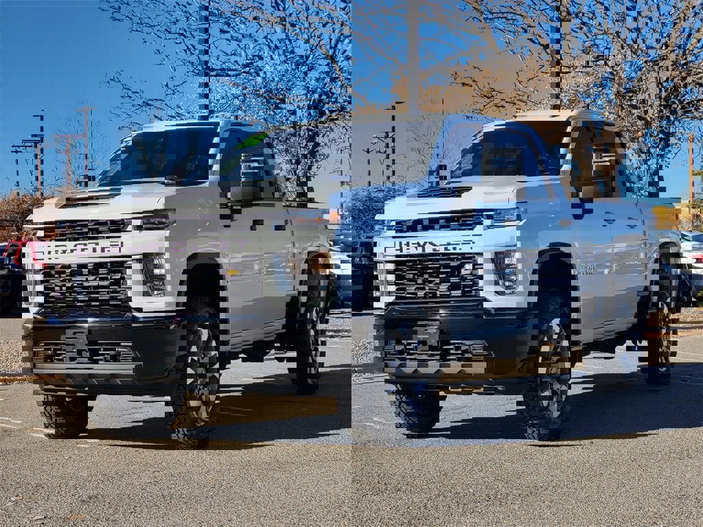 Certified 2022 Chevrolet Silverado 2500 Custom w/ Custom Value Package image 4