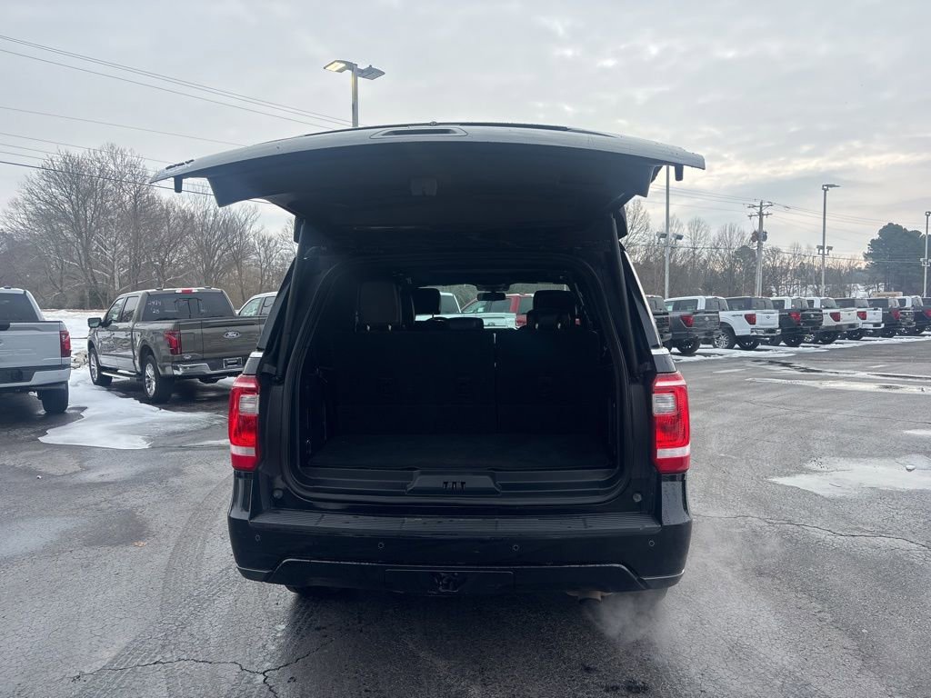 Used 2021 Ford Expedition XLT image 12