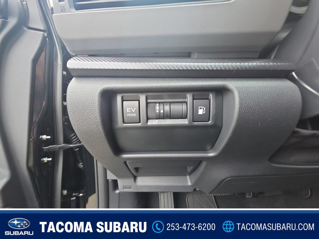 New 2026 Subaru Crosstrek 2.5i Limited w/ Crosstrek Mirror Package AWD/4WD image 25
