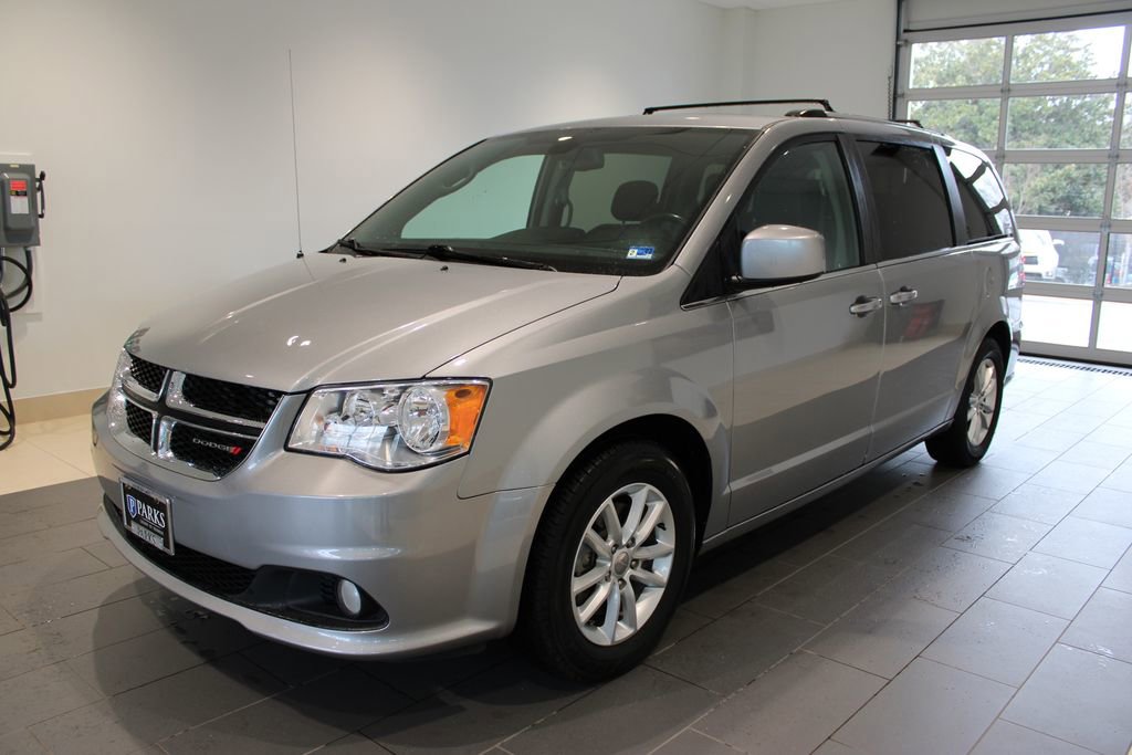 Used 2019 Dodge Grand Caravan SXT image 13