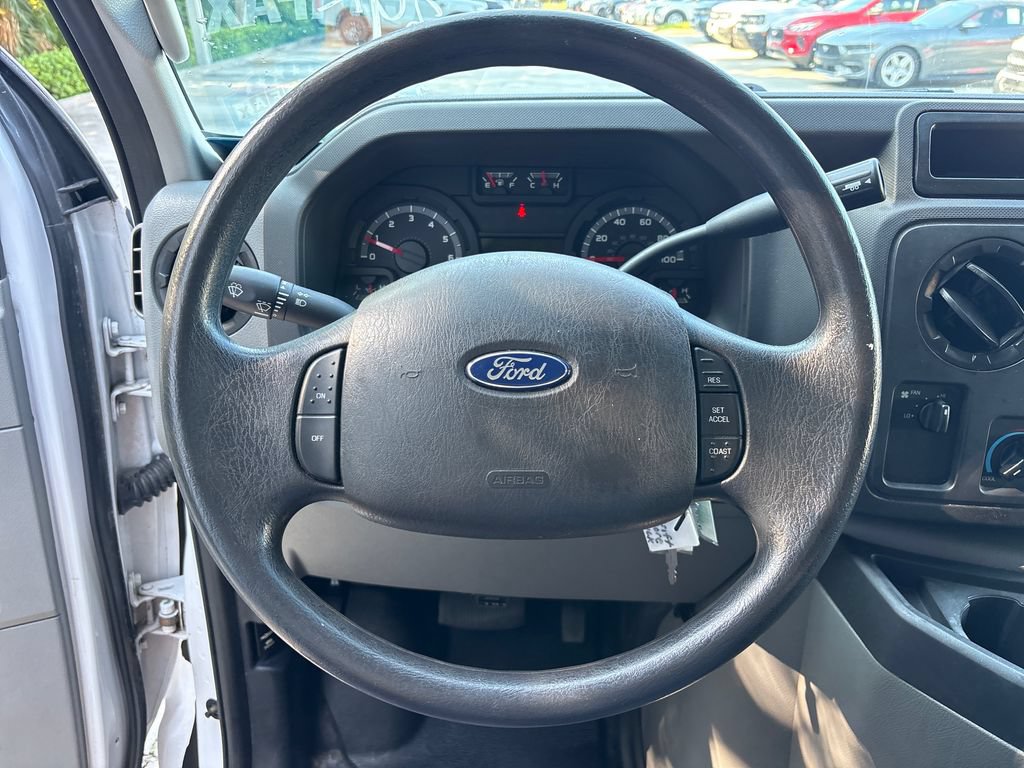Used 2016 Ford E-350 and Econoline 350 Super Duty w/ Power Windows & Locks Group RWD image 18