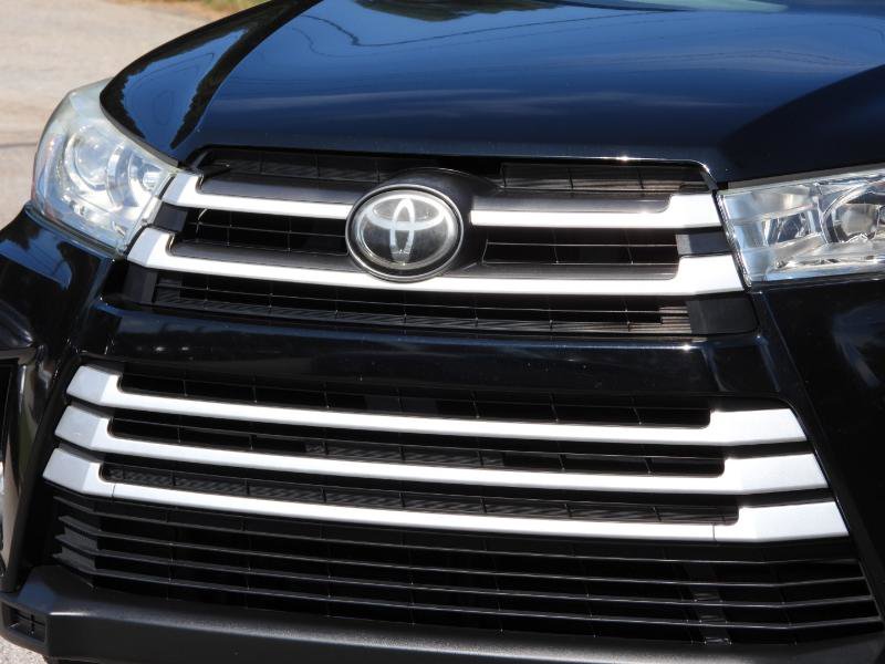 Used 2017 Toyota Highlander Plus image 5