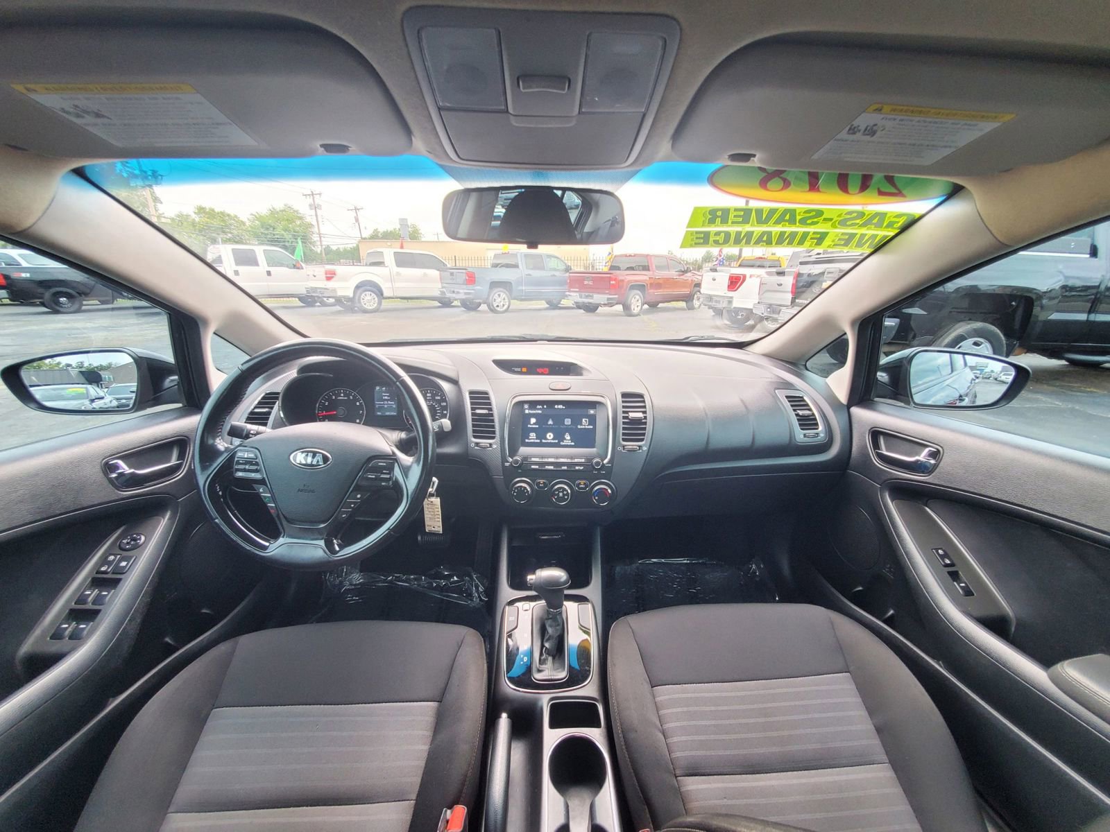 Used 2018 Kia Forte S FWD image 2
