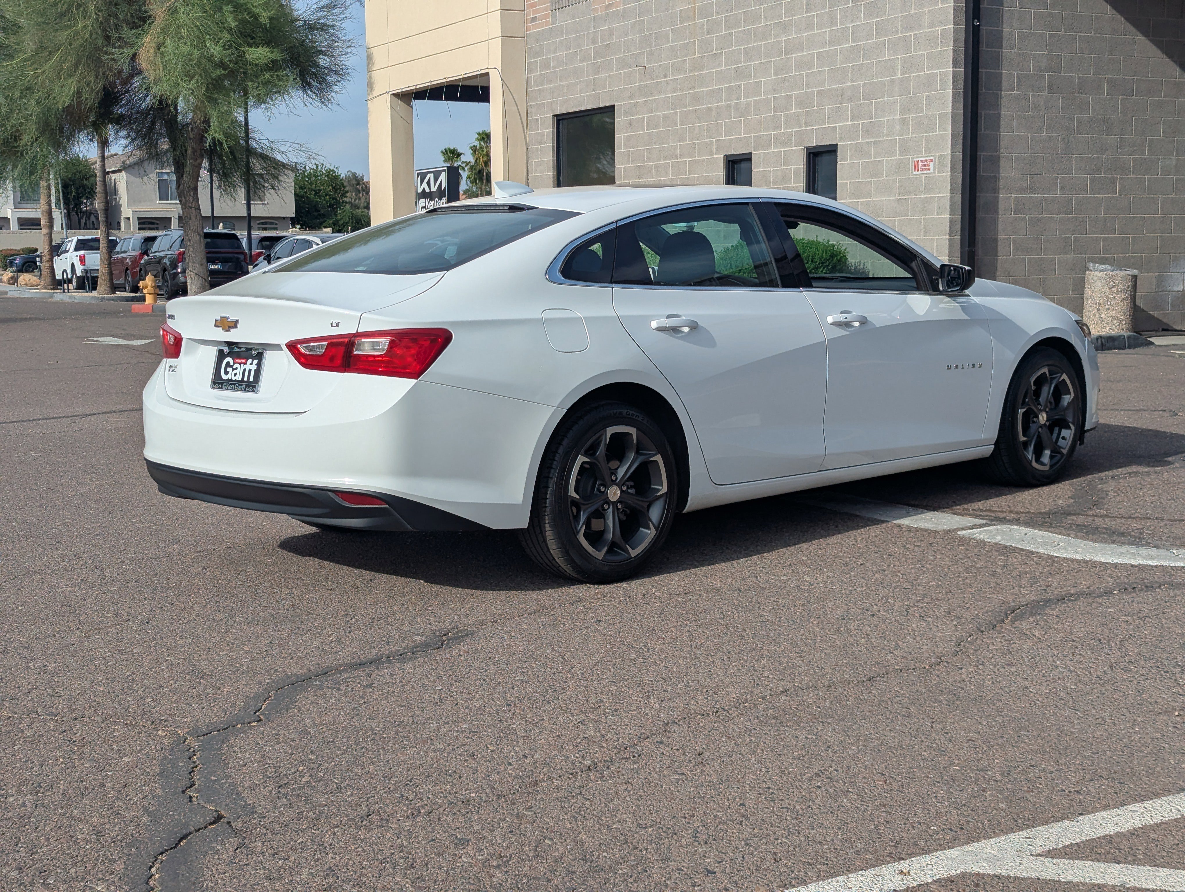 Used 2023 Chevrolet Malibu LT image 3