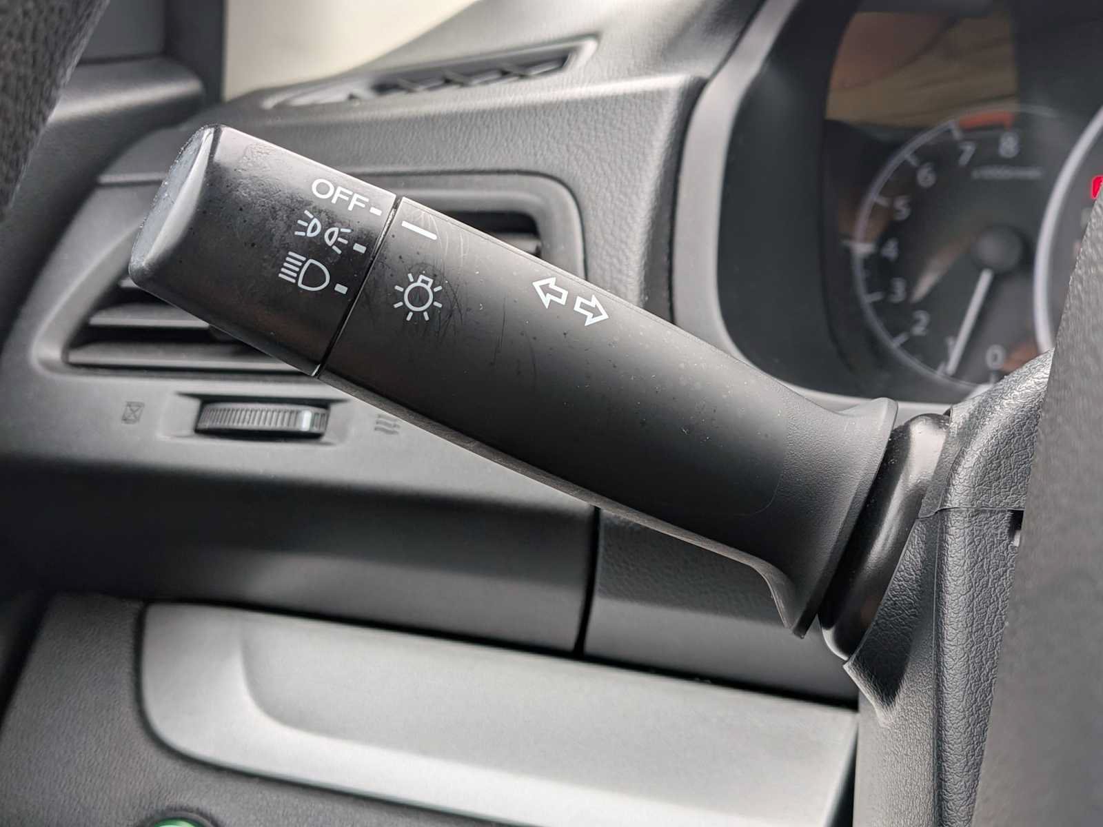 Used 2014 Honda CR-V LX image 25