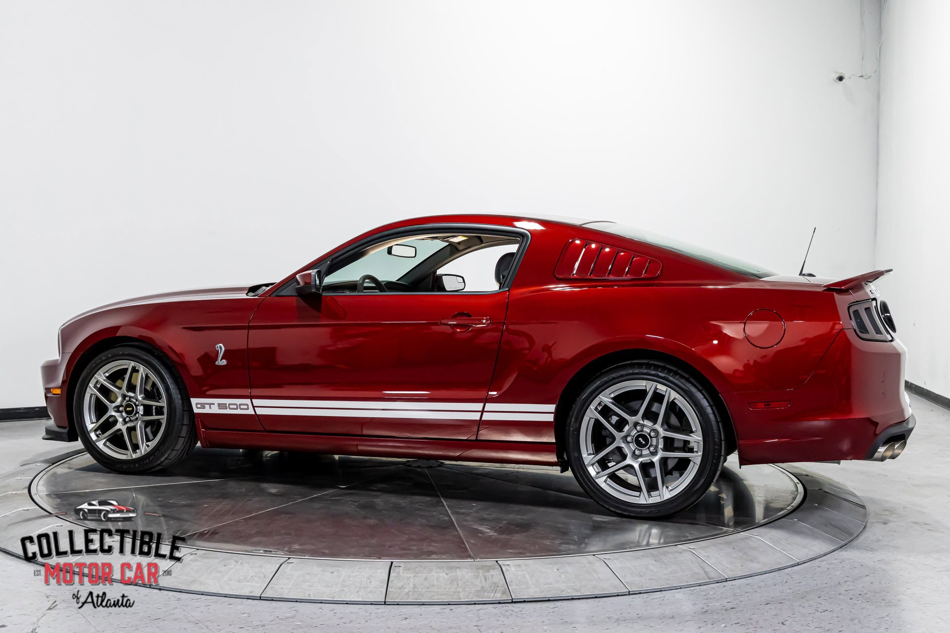 Used 2014 Ford Mustang Shelby GT500 RWD image 13
