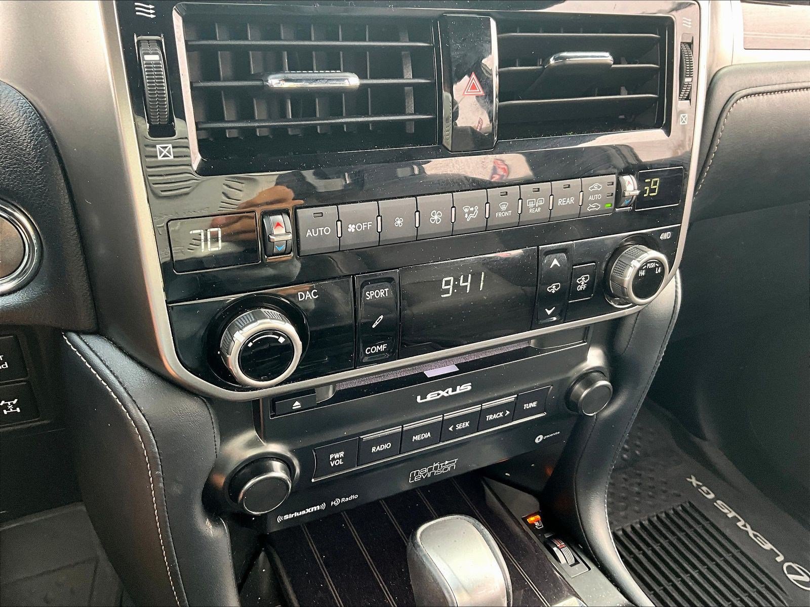 Used 2023 Lexus GX 460 Luxury w/ Sport Design Package AWD/4WD image 15