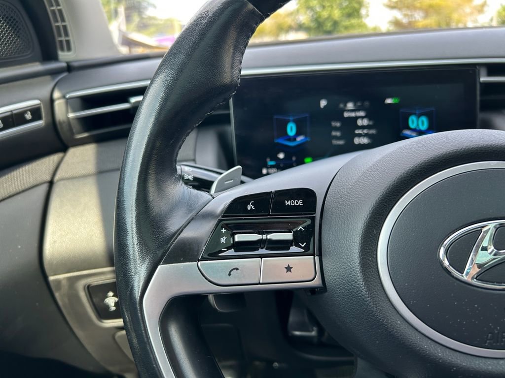 Used 2022 Hyundai Tucson Limited image 17