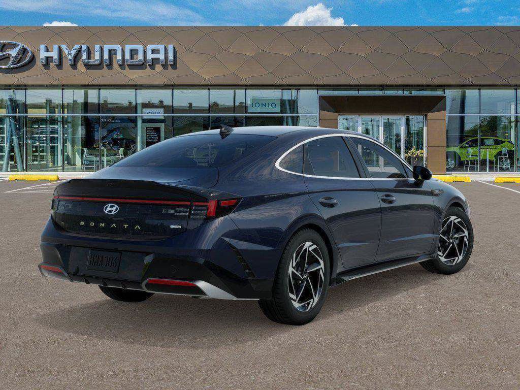 New 2026 Hyundai Sonata SEL AWD/4WD image 4