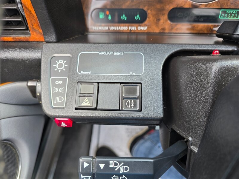 Used 1989 Jaguar XJ6 RWD image 12