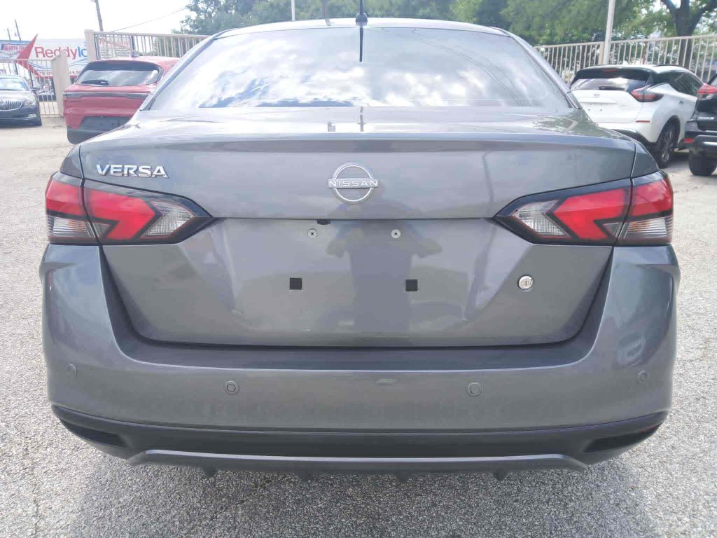 Used 2025 Nissan Versa S w/ Trunk Package FWD image 6