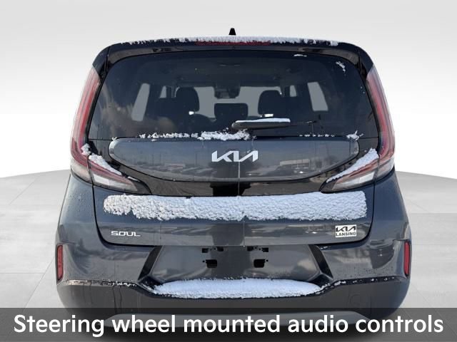 Used 2023 Kia Soul LX w/ Option Group 015 image 9