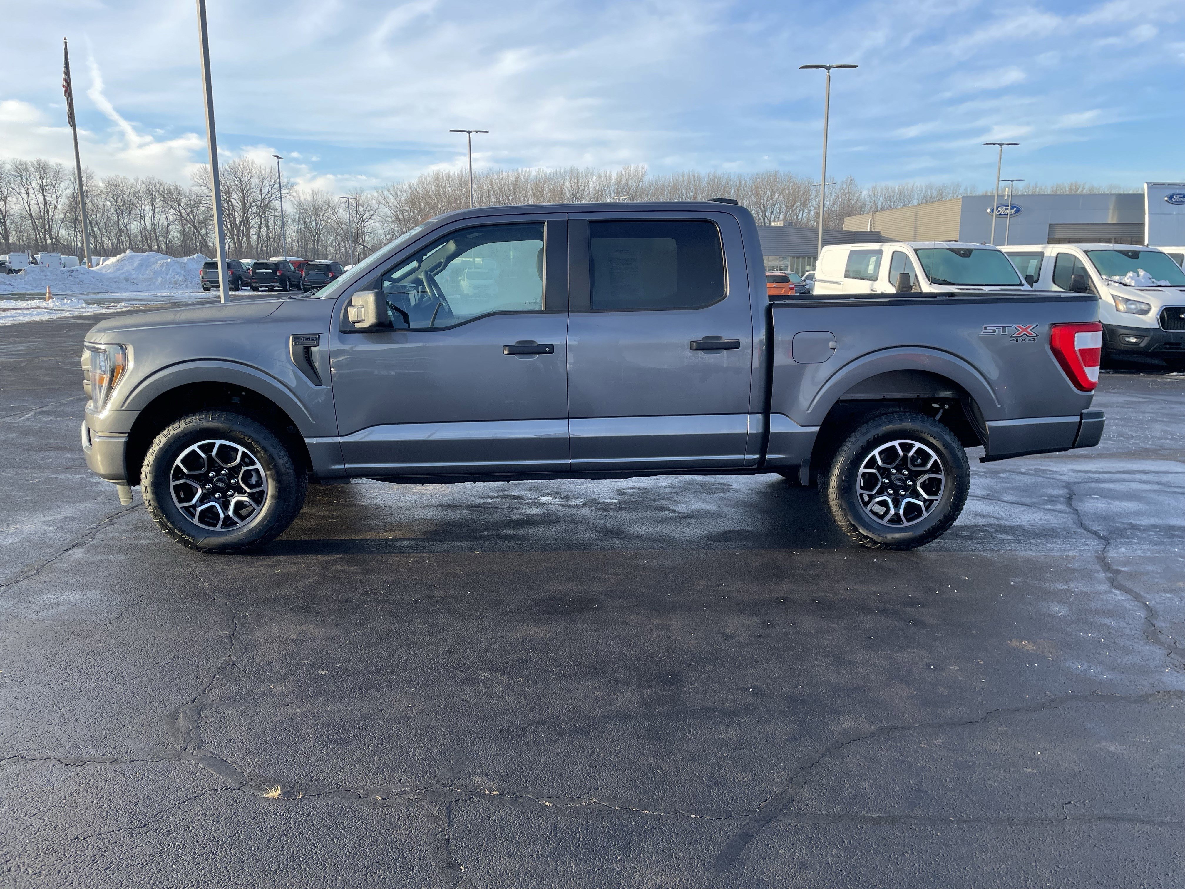 Used 2023 Ford F150 XL w/ Trailer Tow Package image 2